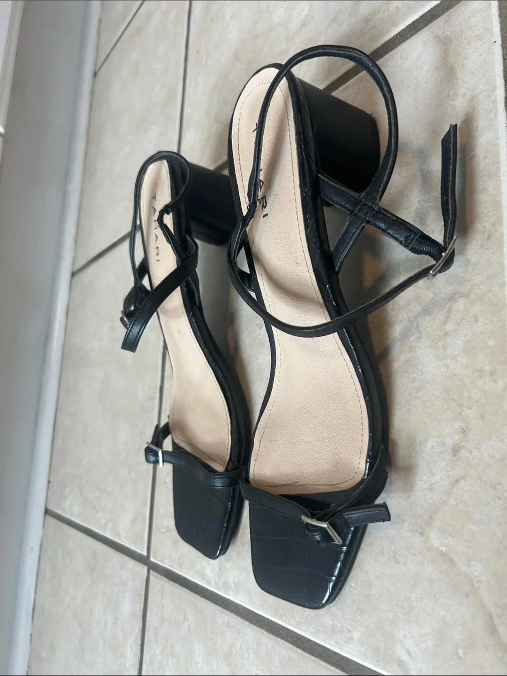 Tahari elegant croc